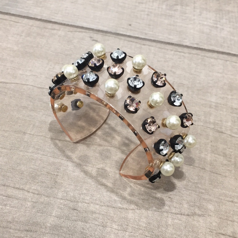 NWOT J. Crew Crystal and Pearl Studded Bracelet - Picture 2 of 5